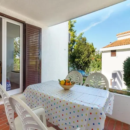 Lumbarda Resort Apartments Daire