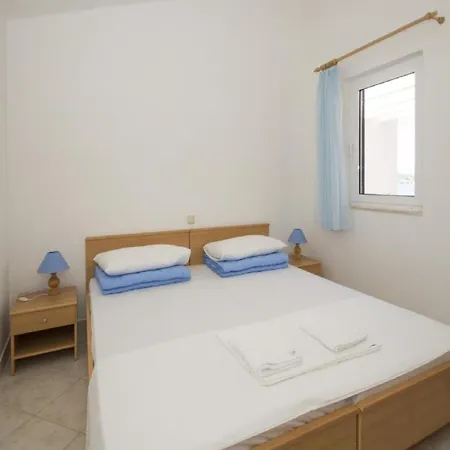 Daire Lumbarda Resort Apartments Lumbarda